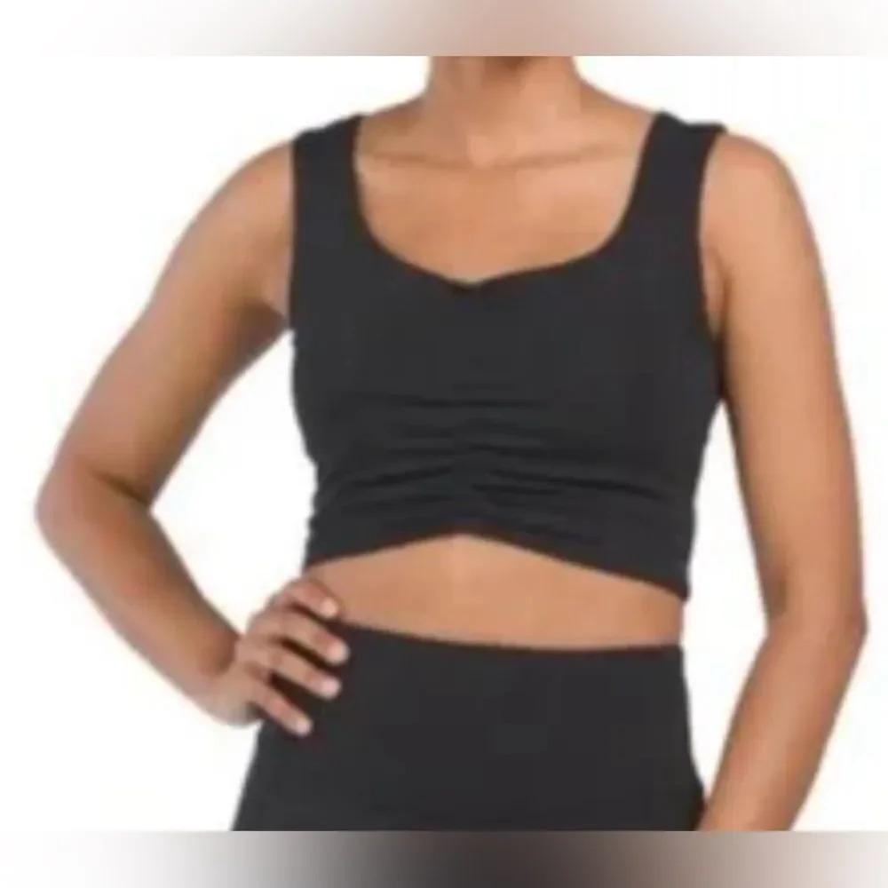 Yogalicious black cropped stretch center ruched built-in shelf bra workout top
